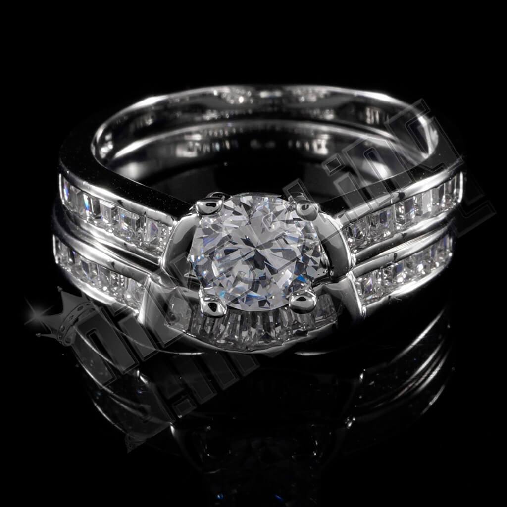 18K White Gold Wedding Engagement Ring Set